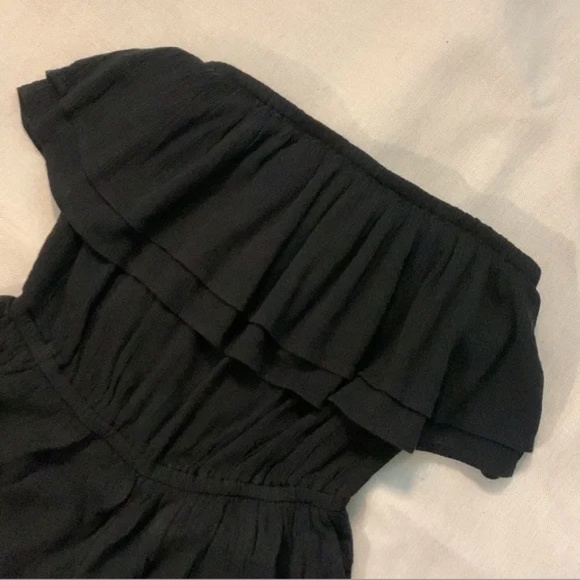 Strapless Rompers - Picture 3 of 4